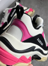 Кроссовки Balenciaga Triple S White Pink Black живое фото 4