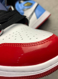Кроссовки Nike Air Jordan 1 High Fearless UNC Chicago живое фото 2