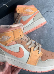 Кроссовки Nike Air Jordan 1 Mid Apricot Orange живое фото 3